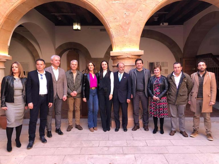 Carmen María Montalbán presenta su candidatura a la reelección como alcaldesa de Villanueva de los Infantes