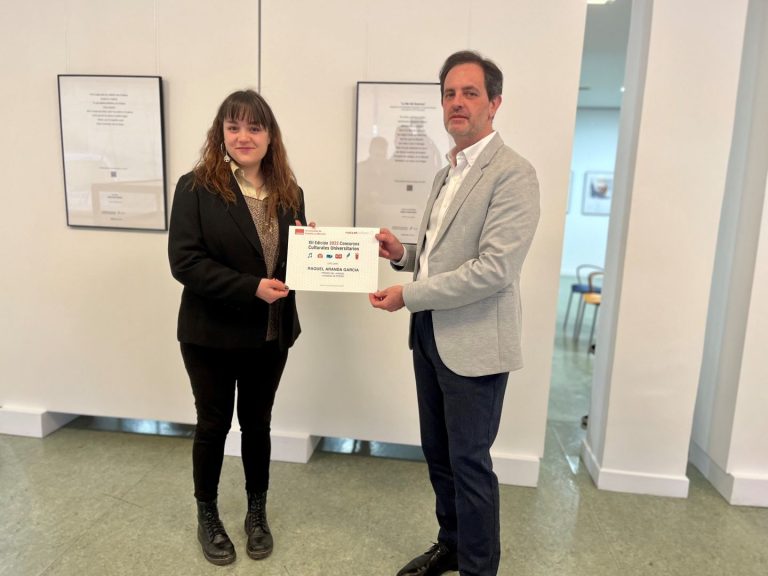 La sala ACUA de Ciudad Real acoge una muestra de obras premiadas en los concursos culturales de la UCLM