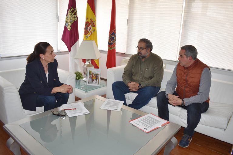 El Ayuntamiento de Ciudad Real conoce la situación del colectivo de limpieza e insta a la negociación 