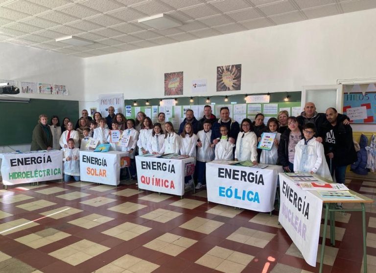Puertollano: Los CC.EE. Inmaculada Enpetrol culminan la primera «Celebración del Aprendizaje» con talleres sobre energía y jornada de puertas abiertas el sábado