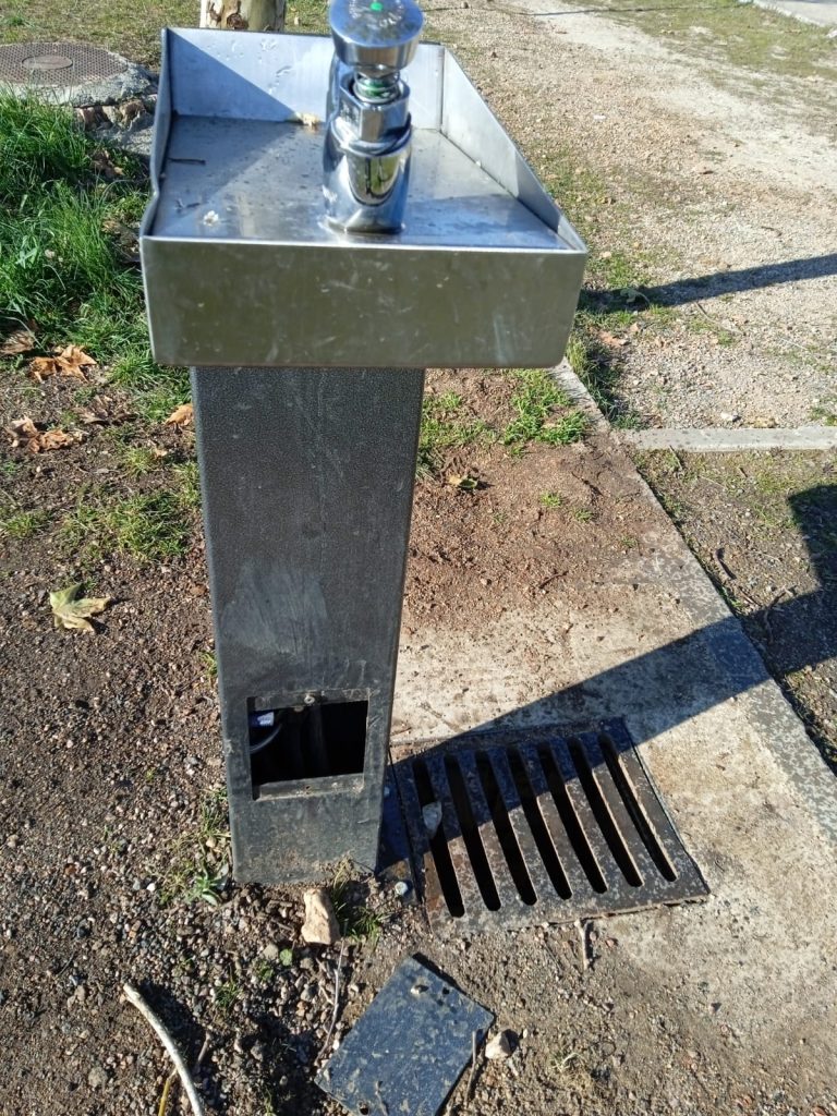 Puertollano: Vandalizadas las fuentes bebedero del nuevo parque de La Rincona