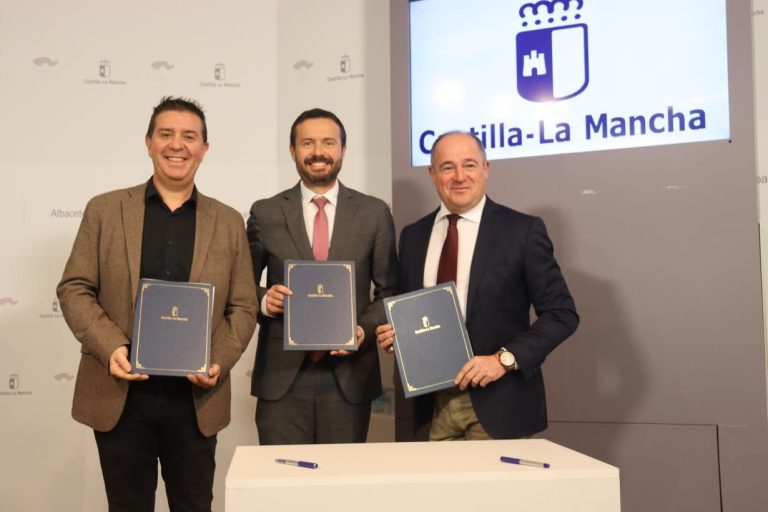 El Gobierno regional va a invertir a lo largo de 2023 más de medio millón de euros para fortalecer los servicios encargados de garantizar los derechos de las personas consumidoras