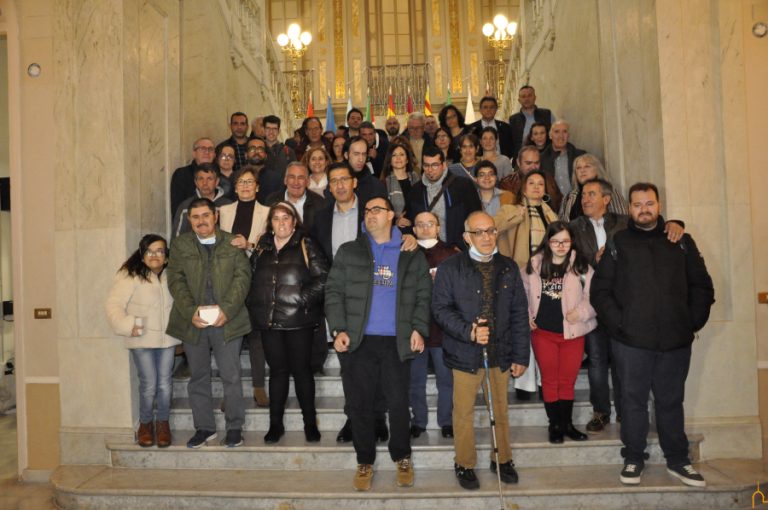 La Diputación colabora con 300.000 euros en el fomento de programas sociales de asociaciones que trabajen con personas con discapacidad, drogodependientes y minorias étnicas