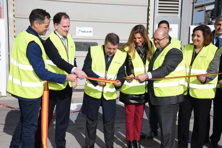 El Gobierno de Castilla-La Mancha ha triplicado en esta legislatura el volumen de inversión propia en obra pública que había hace ocho años