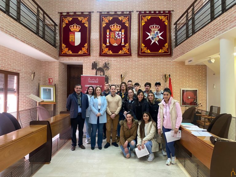 Herencia invierte 300.000 euros en proyectos de ahorro y eficiencia energética gracias al IDAE y la Diputación