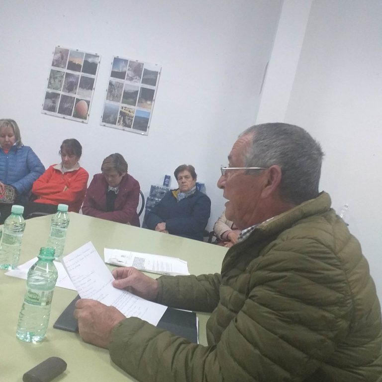 Acto de apoyo al alcalde de El Hoyo