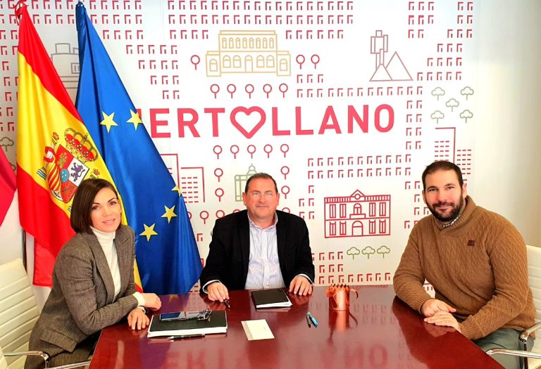 Adolfo Muñiz sitúa a Luis Saucedo Mora como referente de la capacidad investigadora de los jóvenes de Puertollano