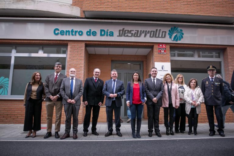 García-Page compromete centros de Atención Temprana “en todos los hospitales de la región” en coordinación con las unidades de Maternidad