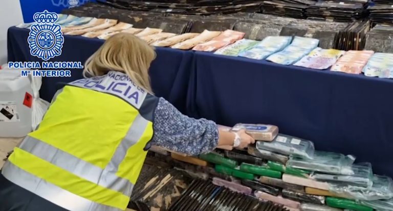 La Policía Nacional detiene a 38 personas e incauta más de media tonelada de cocaína camuflada en cajas de fruta