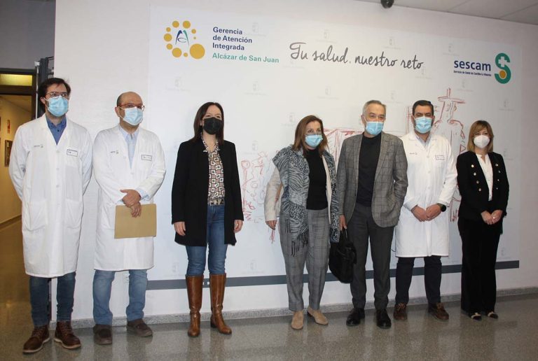 Un centenar de personas asisten en el Hospital Mancha Centro a una sesión clínica sobre un caso de histeria de principios del siglo XX