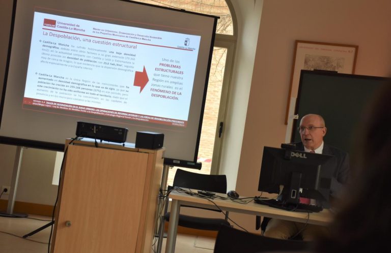 El Gobierno regional diseña medidas contra la despoblación adaptadas a las necesidades de cada una de las zonas del territorio autonómico