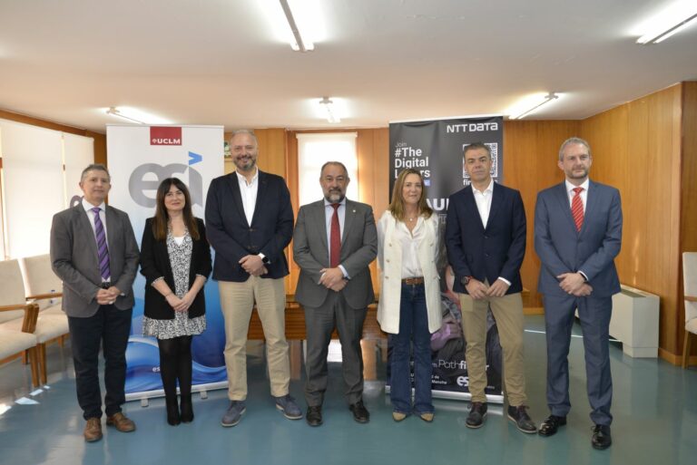 La UCLM y NTT DATA renuevan su colaboración para fortalecer la formación de futuros profesionales tecnológicos