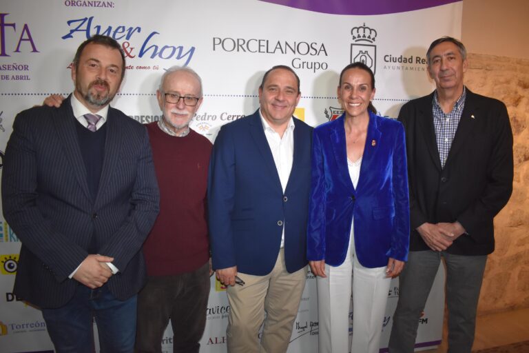 Ciudad Real acoge la la exposición fotográfica sobre Semana Santa de “Ayer&Hoy” con 300 imágenes