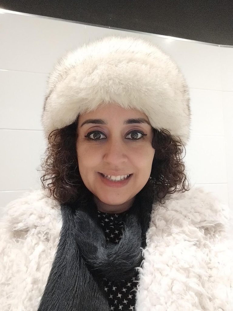 Elisabeth Porrero: “Me siento muy afortunada, como mujer, de vivir aquí y ahora y poder hacerlo libremente”