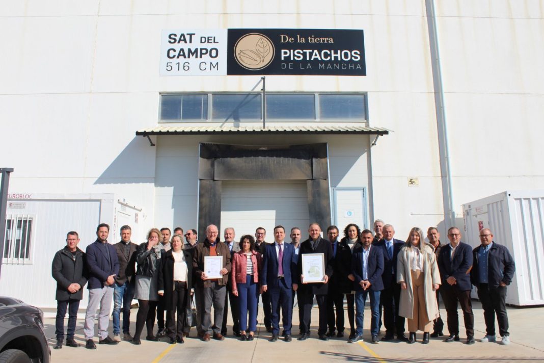 Entrega certificados IFS Food e IFS Broker a SAT del Campo y Domo Pistachio