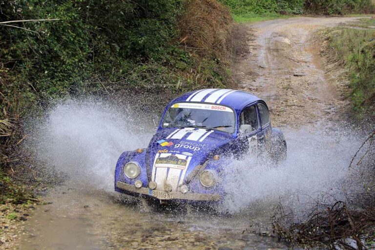 El “IX Spain Classic Raid” hará meta en la Puerta de Toledo de Ciudad Real