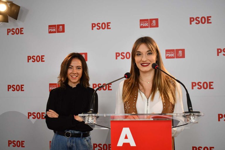 Montes (PSOE): «Me pregunto si en Nuevas Generaciones no se enteran de lo que votan los diputados del PP o es que tenían la nota de prensa hecha de antes”