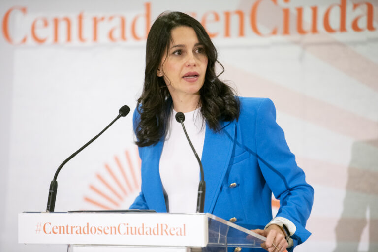 CS convoca este martes de «urgencia» su Comité Nacional y no descarta no concurrir a las elecciones generales de julio