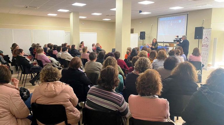 AMFAR Membrilla visibiliza la evolución del trabajo de las mujeres rurales gracias a las nuevas tecnologías