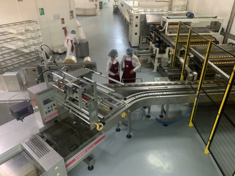 Arenas, la única fábrica de polos flax de Castilla-La Mancha que está en Corral de Calatrava