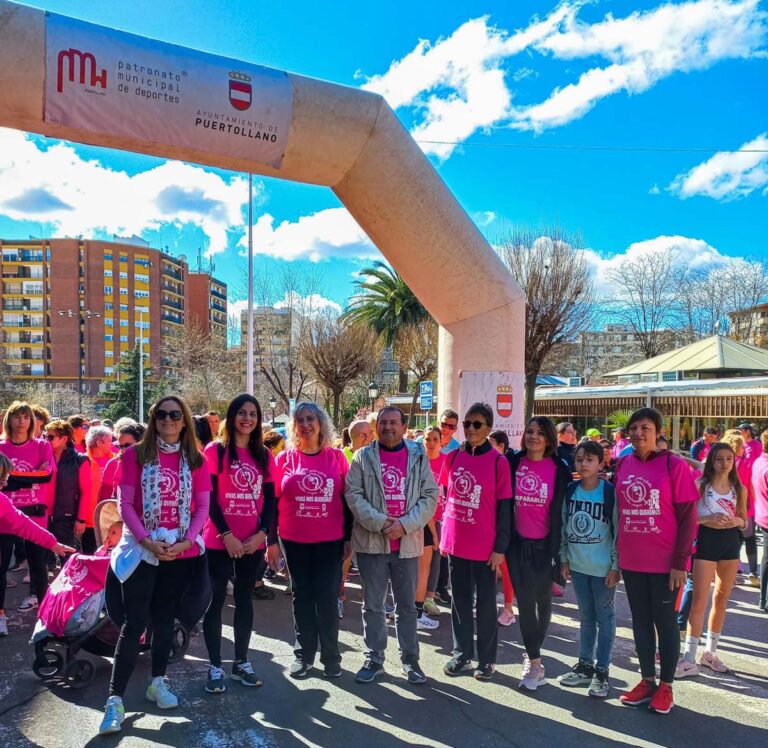 Puertollano: Las corredoras rosa culminan la décima edición de la Carrera de la Mujer