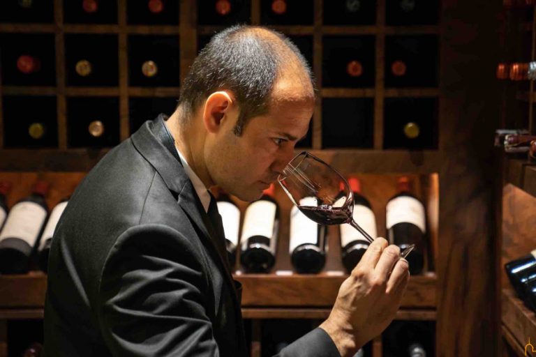 Campo de Criptana acoge este domingo la cata de La Cultura del Vino a cargo del sumiller Raúl Miguel Revilla