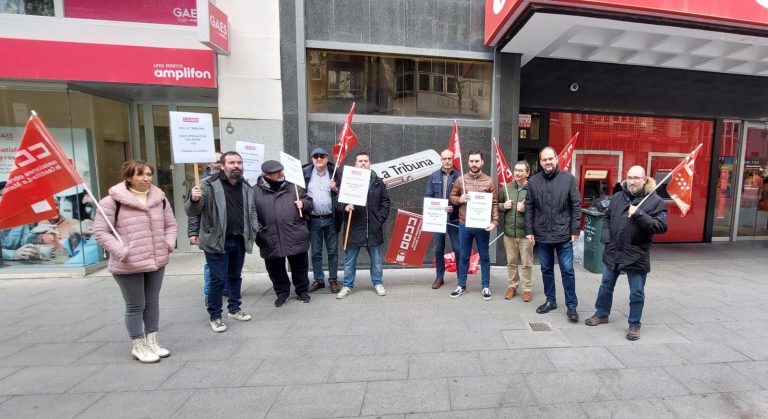 Trabajadores de La Tribuna reclaman una subida salarial “digna”, en el marco de movilizaciones en el sector de prensa a nivel nacional