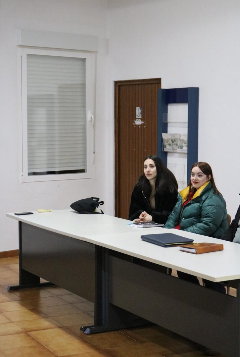 Lara López Navarro encabezará el proyecto socialista para “impulsar y renovar” Los Cortijos