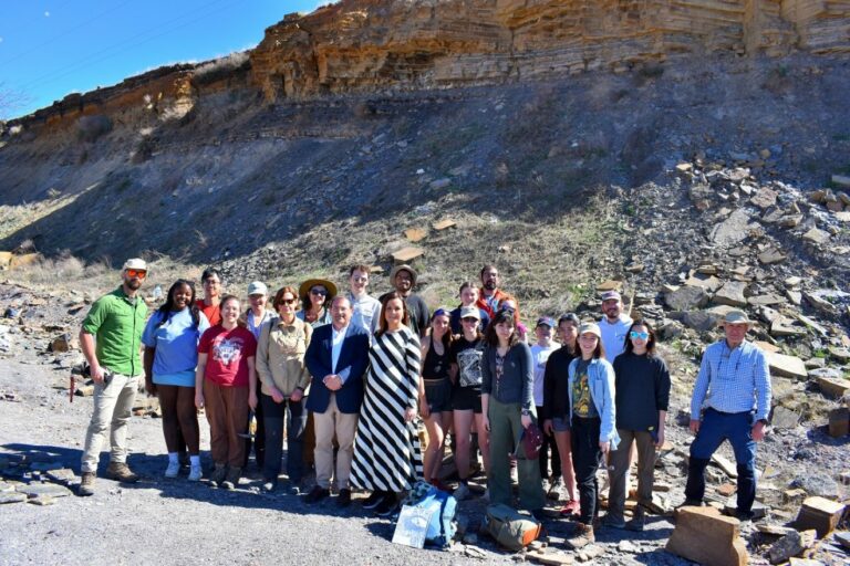 Estudiantes de Harvard descubren el valor paleobotánico del carbonífero de Puertollano