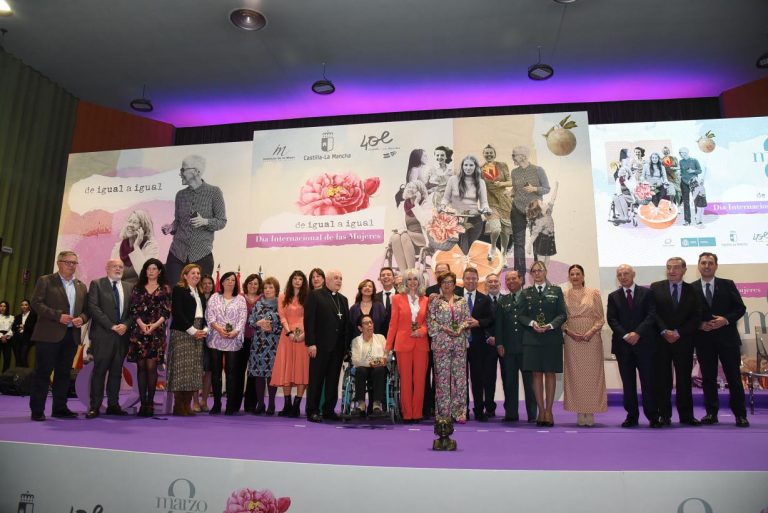 El Gobierno de Castilla-La Mancha establecerá la “obligatoriedad» de la conmemoración del Día de la Mujer en centros educativos e instituciones