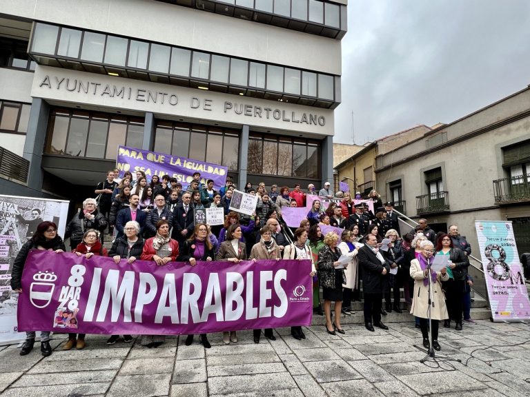 Puertollano ensalza a la mujer desde la unidad y al margen de la polvareda política