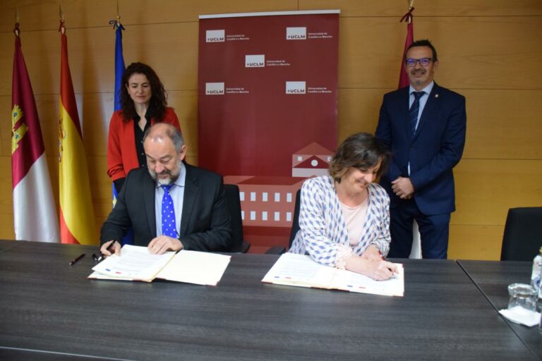 El Gobierno regional y la UCLM invertirán más de 20 millones del Fondo Social Europeo+ en el impulso a la investigación y el apoyo económico a estudiantes