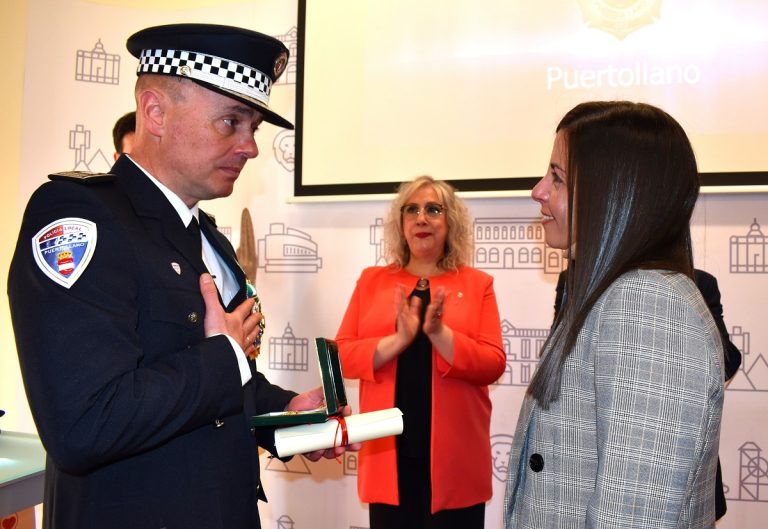 La Policía Local de Puertollano reconoce el valor de los agentes de Argamasilla de Calatrava