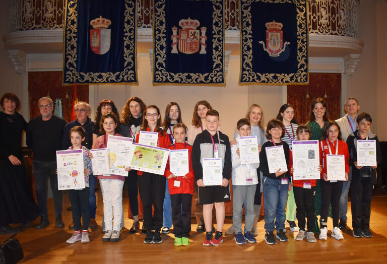 Entregados los premios de la II edición del concurso ‘Descubre Mujeres Científicas en Ciudad Real’