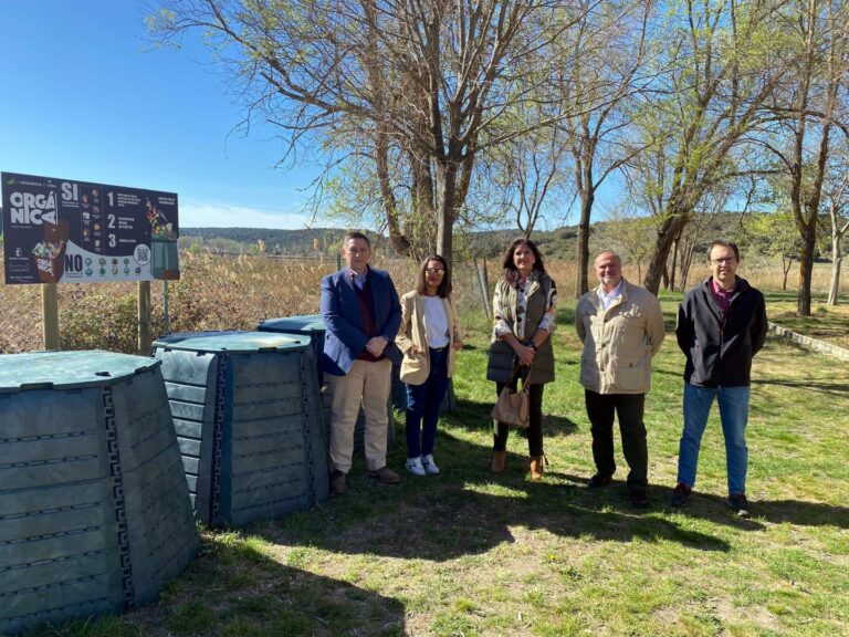 RSU Medio Ambiente, Junta de Comunidades y Ayuntamiento de Ruidera inauguran una zona de compostaje comunitario en las Lagunas de Ruidera