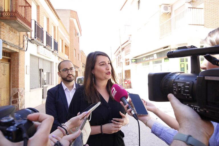 El PSOE pide a Núñez que “no nos tome por tontos” y recuerda que es él quien pide el kilometraje