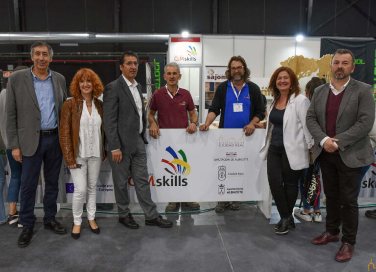 El presidente de la Diputación pone en valor la capacidad y talento de los jóvenes de la región en el V Campeonato Autonómico de Formación Profesional 