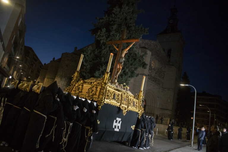 La sobriedad del Silencio en la madrugada del Jueves Santo