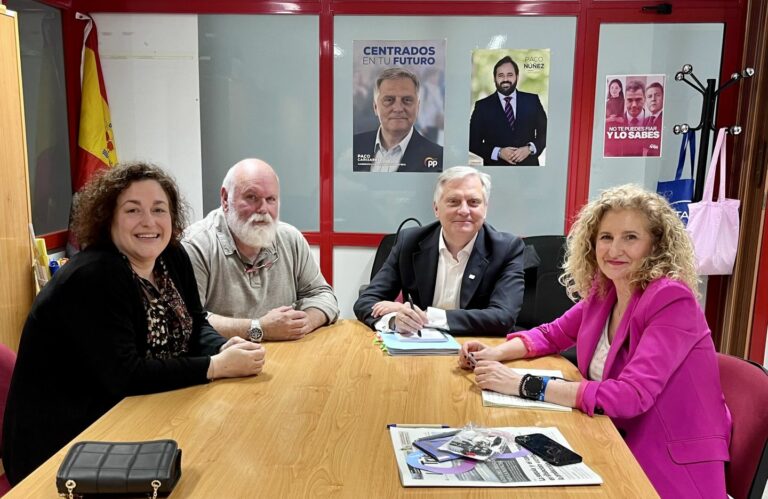 Paco Cañizares apoya la labor de la Asociación Dislexia Ciudad Real con la que ha abordado la problemática de los afectados por este trastorno