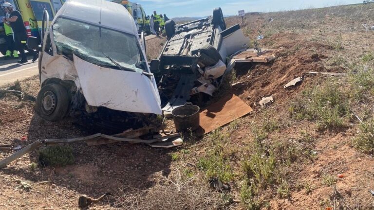 Dos heridos en un accidente de tráfico con un turismo y una furgoneta implicados en Campo de Criptana