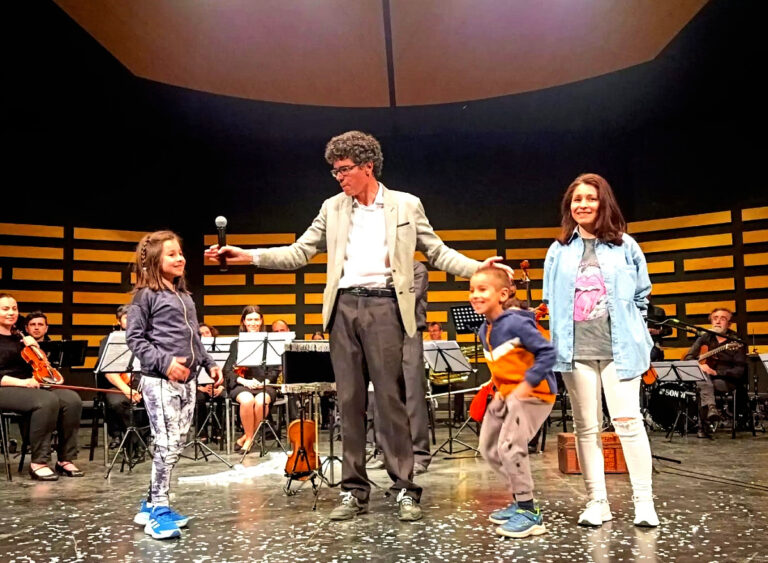 Puertollano: Magia, música y diversión se conjugan en el concierto de Quique “El Mago” y el Conservatorio “Pablo Sorozábal”