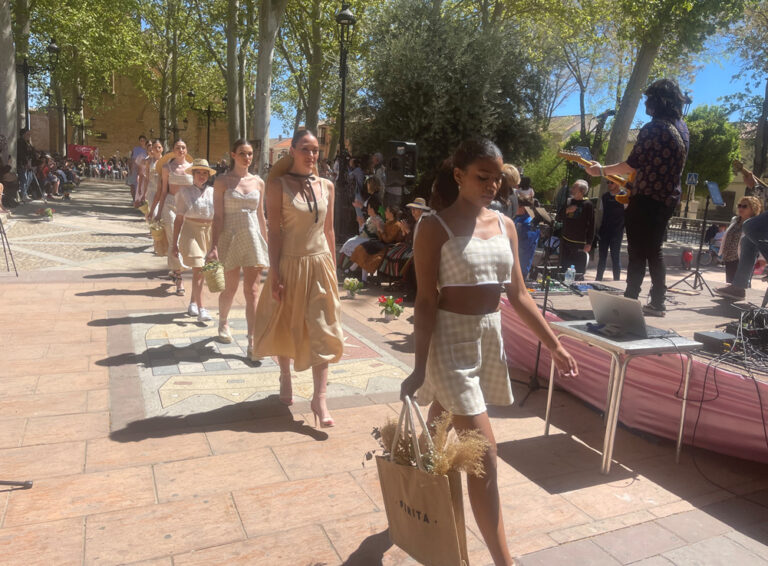 Moda de la tierra para maridar en Argamasilla De Alba con la Cultura del Vino