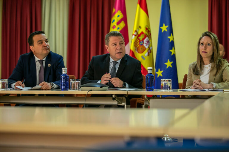 El presidente García-Page avanza que la próxima Asamblea de la AREV se celebrará en Toulouse (Francia) en el mes de octubre