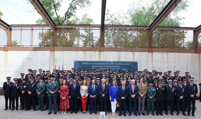 El Gobierno regional ensalza la labor de la Policía Local y su colaboración con otros cuerpos de seguridad para proteger los derechos y libertades de la ciudadanía