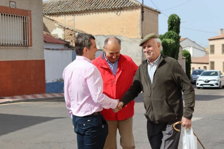 Peinado (CS) anuncia desgravaciones en salud dental y aumento de plantillas de psicólogos y psiquiatras
