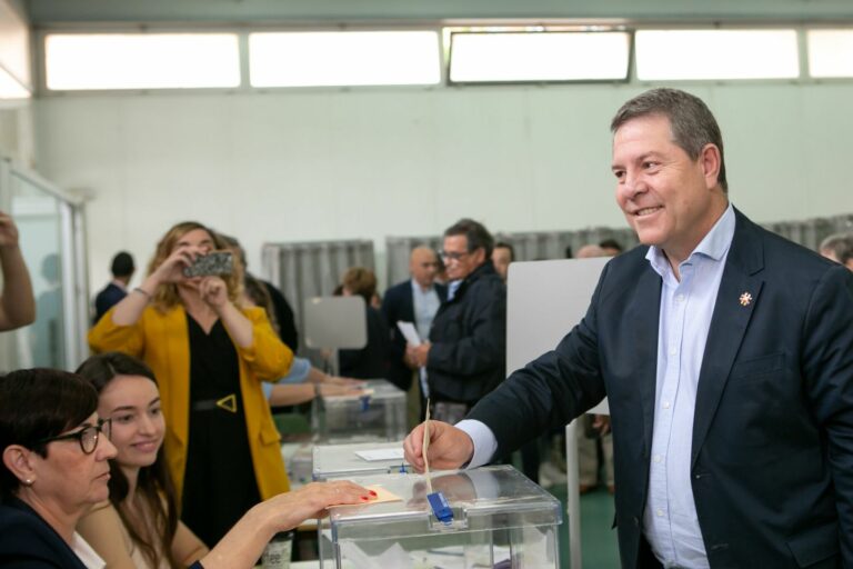 Page acude a votar olvidándose la cartera y pide ejercer el sufragio pensando en «identidad de región»