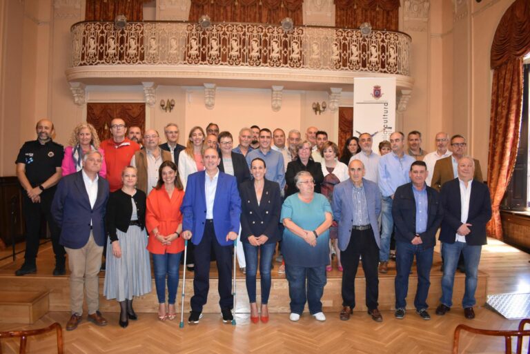 El Ayuntamiento de Ciudad Real rinde homenaje al “trabajo comprometido” del personal funcionario con motivo de la celebración de Santa Rita