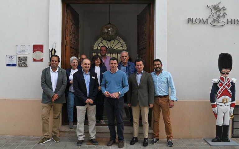 Presentación de candidatos de Vox en Manzanares