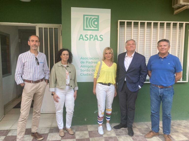 Paco Cañizares pone en valor el trabajo que desarrolla en Ciudad Real la Asociación de Padres y Amigos del Sordo desde hace 50 años 