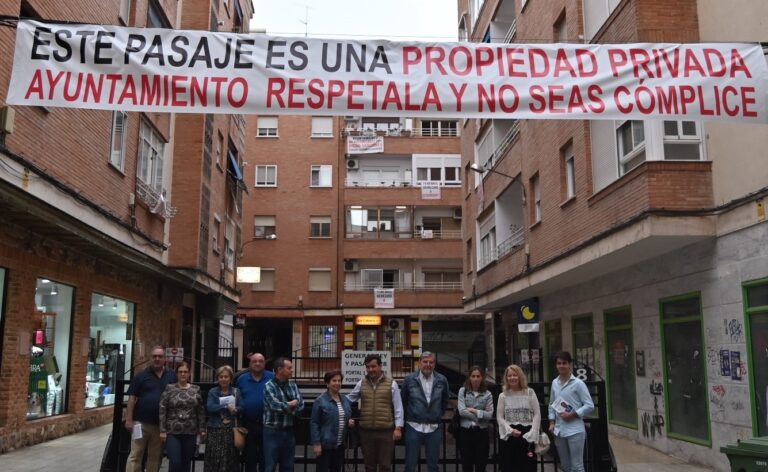 Ciudad Real: Ricardo Chamorro (VOX) visita el Pasaje General Rey